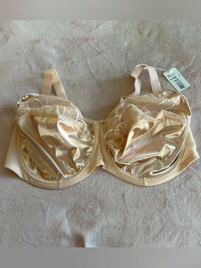 Elomi Cate Latte satin underwired structured side support full coverage size 44I